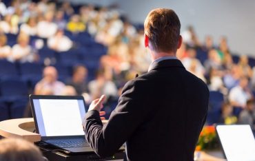 Starszy wykładowca na kierunku Pedagogika