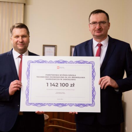 Wsparcie w wysokości ponad 1 mln zł dla PWSTE w Jarosławiu