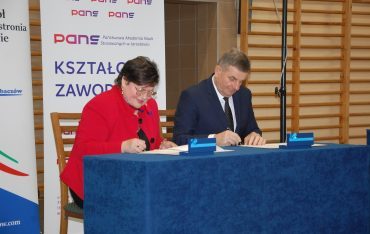 Podpisanie umowy o współpracy z Zespołem Szkół w Lubaczowie