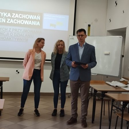 Warsztaty „Problematyka zachowań i zaburzeń zachowania wynikających z przyjmowania substancji o działaniu psychoaktywnym”
