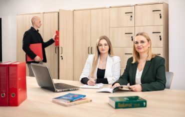 Finanse i Rachunkowość – Twoja ścieżka do sukcesu zawodowego!