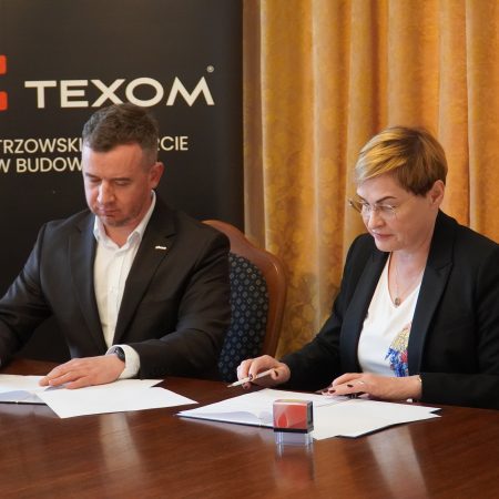 Podpisanie umowy o współpracy z firmą TEXOM