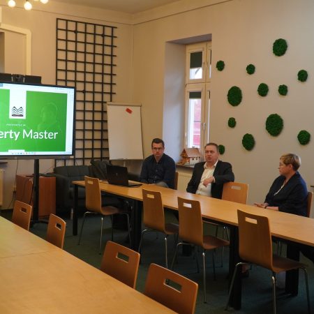 Podpisanie umów o współpracy z Property Master i Spirit Games Studio