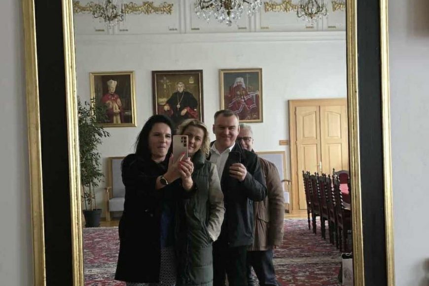 gallery