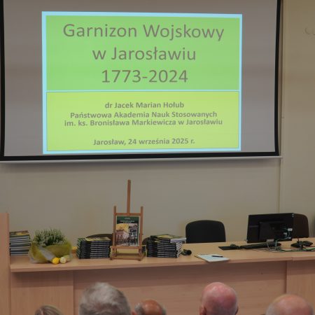 Spotkanie promujące książkę pt. „Garnizon wojskowy w Jarosławiu w latach 1773–2024”