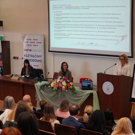 Konferencja Naukowa „Odporność psychiczna – jak wzmacniać dzieci, nastolatki i dorosłych w radzeniu…”