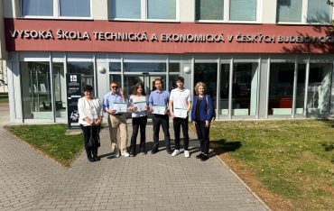 Studenci kierunku zarządzanie w Vysoká Škola Technická a Ekonomická  w Czeskich Budziejowicach