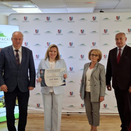 20260708 091020(0) Dofinansowanie na wyposażenie pracowni dydaktycznych
