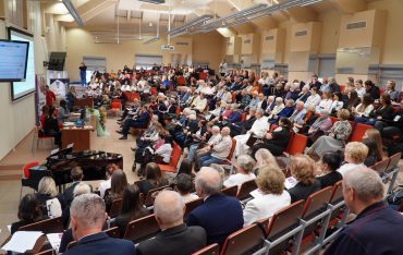 Ogólnopolska Konferencja Naukowa „Samotny senior – wyzwania współczesności i innowacyjne rozwiązania pomocowe”
